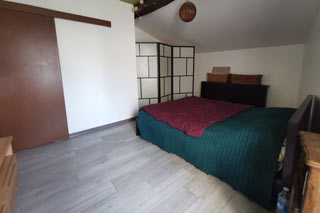 Pièce du 2e étage - vue 5 - combles aménagés